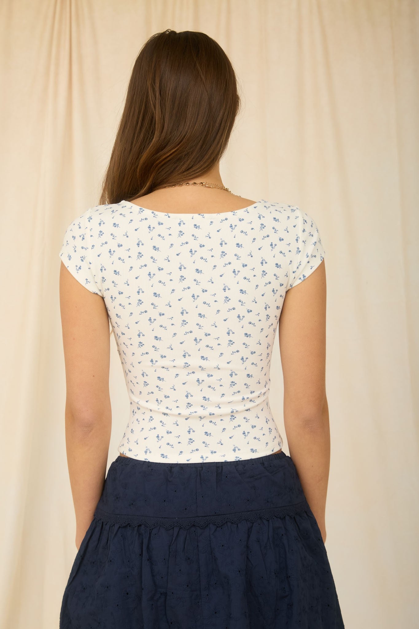 Floral Trim Detail Short Sleeve Knit Top