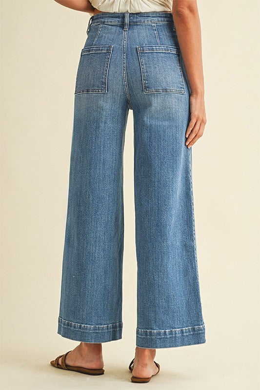 High Rise Pin Tuck Detail Wide Leg Jean - Medium